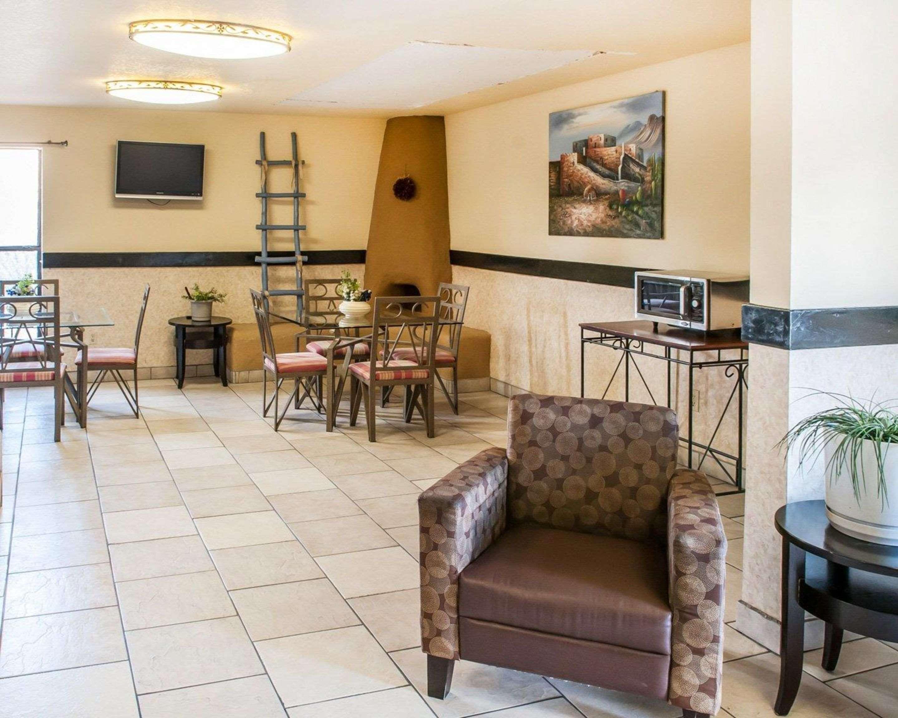 Rodeway Inn Espanola Bagian luar foto